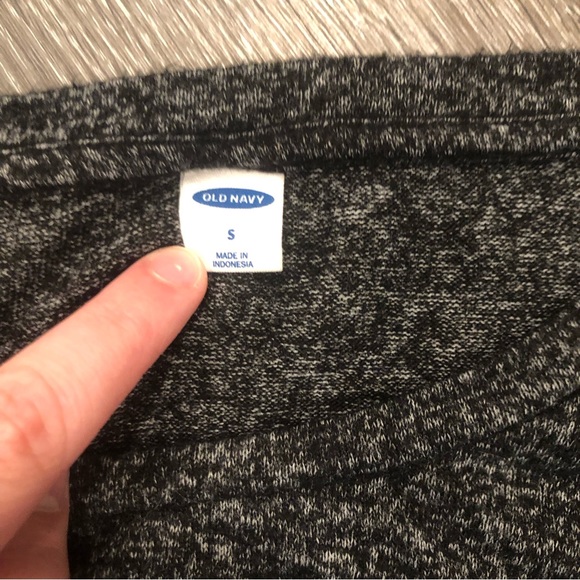 Old Navy Long Sleeve Shirt - Picture 2 of 3